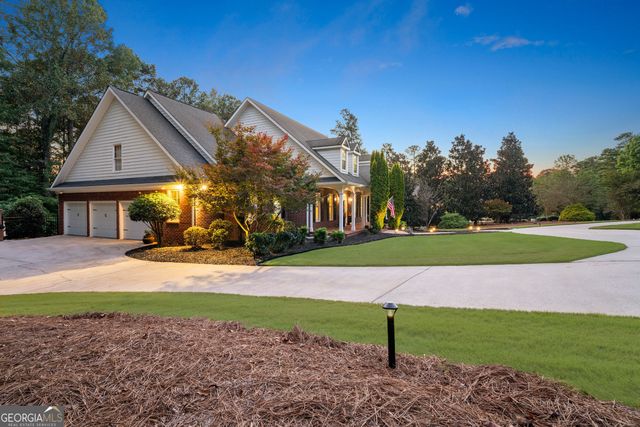 806 Smokey Way, Peachtree City, GA 30269