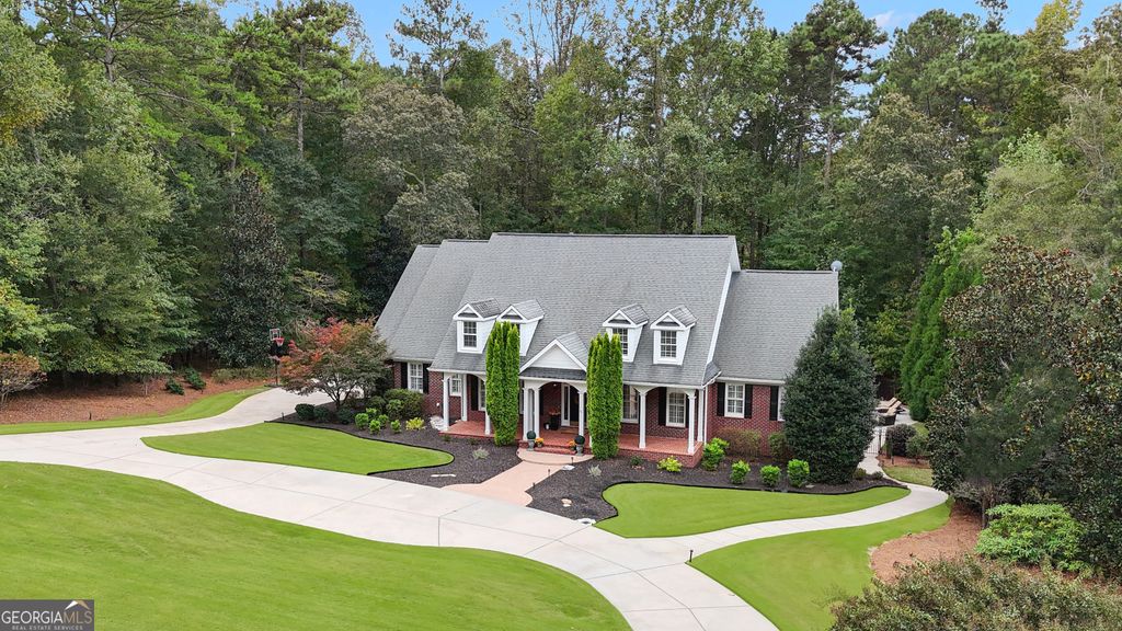 806 Smokey Way, Peachtree City, GA 30269