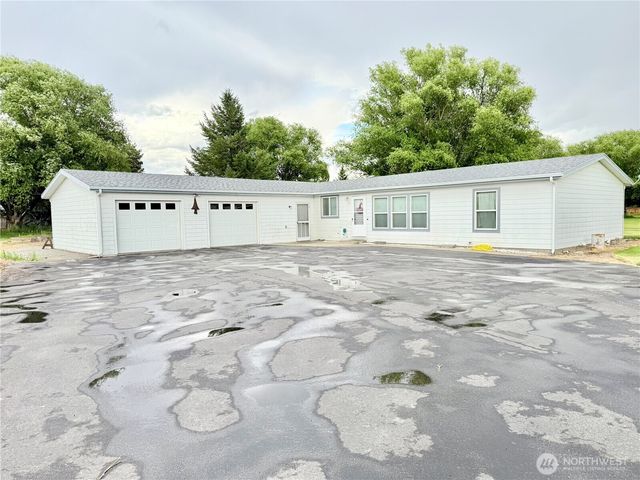 1888 Old Hwy 97, Okanogan, WA 98840