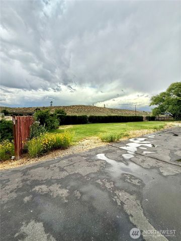 1888 Old Hwy 97, Okanogan, WA 98840