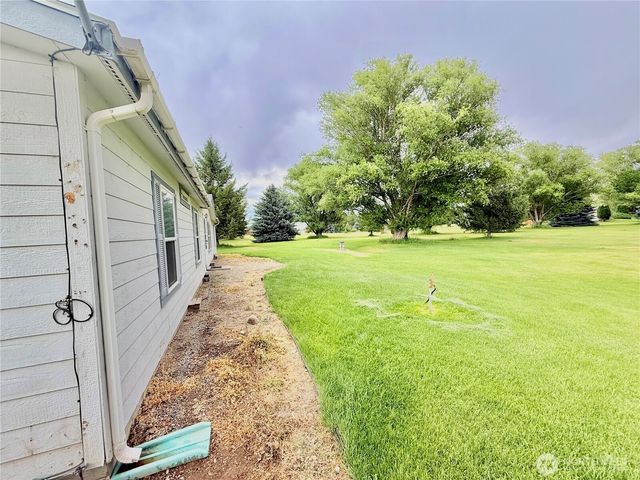 1888 Old Hwy 97, Okanogan, WA 98840