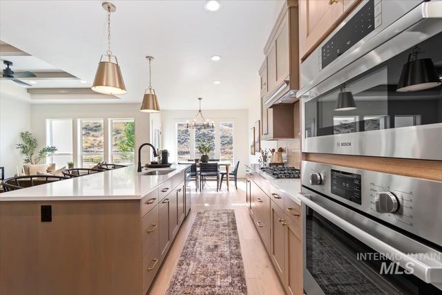 2072 E Rodeo St, Kuna, ID 83634