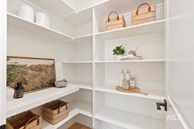 2072 E Rodeo St, Kuna, ID 83634