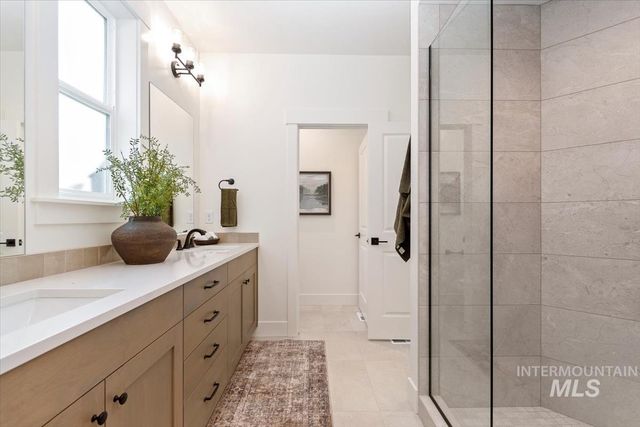 2072 E Rodeo St, Kuna, ID 83634