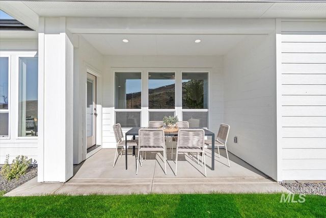 2072 E Rodeo St, Kuna, ID 83634