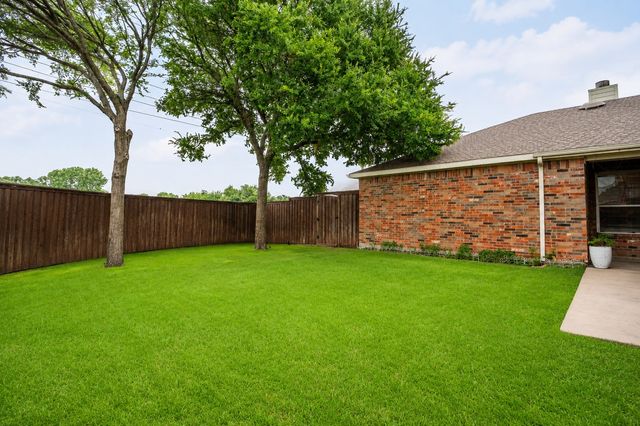 4453 Red Barn Drive, Richardson, TX 75082