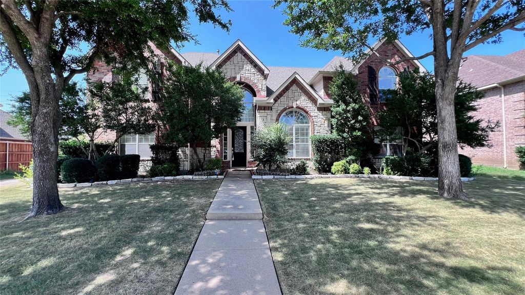 4453 Red Barn Drive, Richardson, TX 75082