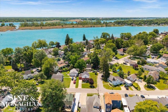 447 Ruskin Drive, Algonac, MI 48001