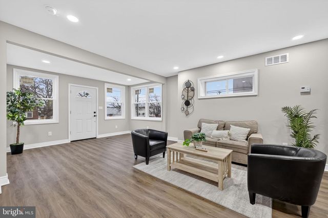 16 W 38TH ST, Wilmington, DE 19802