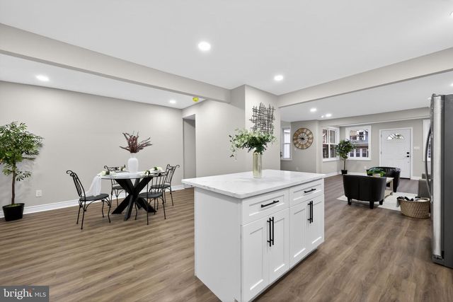 16 W 38TH ST, Wilmington, DE 19802