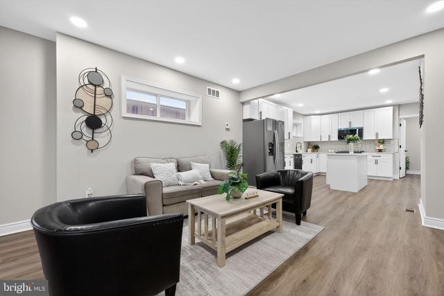 16 W 38TH ST, Wilmington, DE 19802