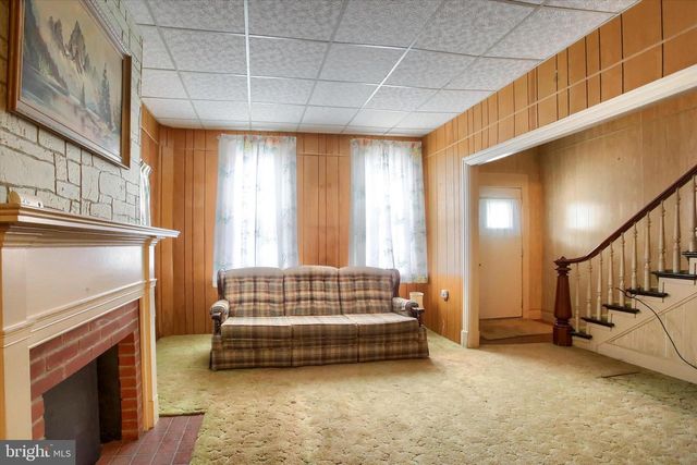 636 WALNUT ST, Lebanon, PA 17042