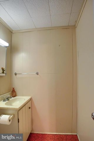 636 WALNUT ST, Lebanon, PA 17042