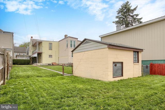 636 WALNUT ST, Lebanon, PA 17042