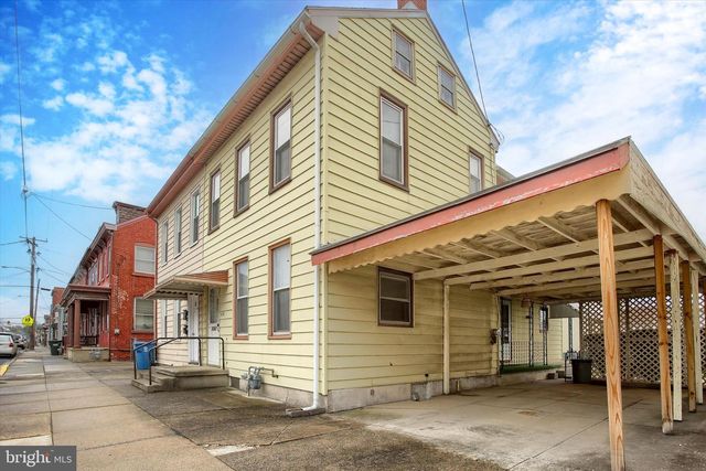 636 WALNUT ST, Lebanon, PA 17042