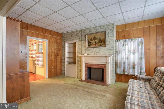 636 WALNUT ST, Lebanon, PA 17042