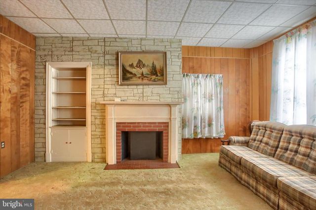636 WALNUT ST, Lebanon, PA 17042