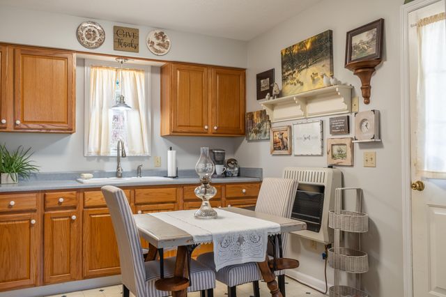 77 Scott Hill Road, Irvine, KY 40336