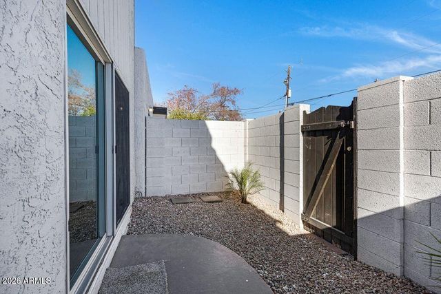 2415 N 71ST Street D, Scottsdale, AZ 85257