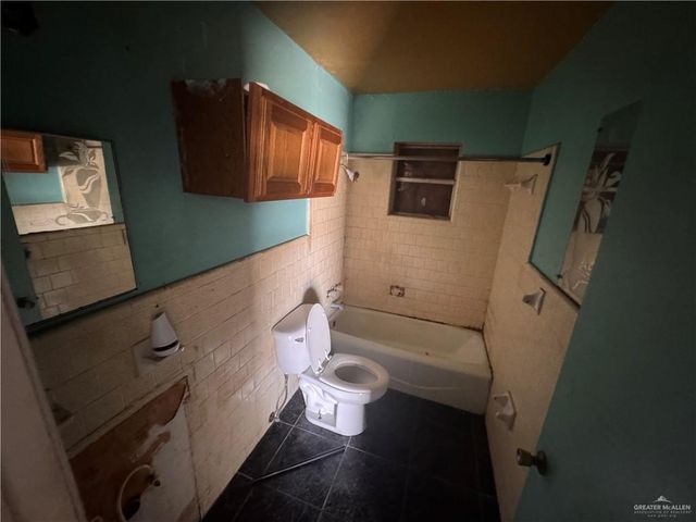 1039 W Hidalgo Avenue, Raymondville, TX 78580