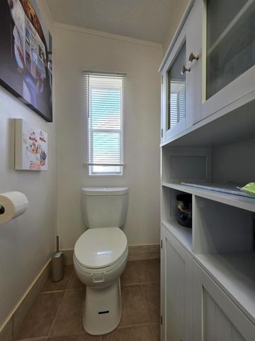 6469 Cypress Lane, Lantana, FL 33462