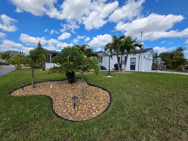 6469 Cypress Lane, Lantana, FL 33462