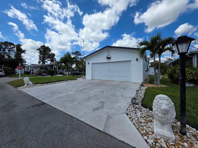 6469 Cypress Lane, Lantana, FL 33462