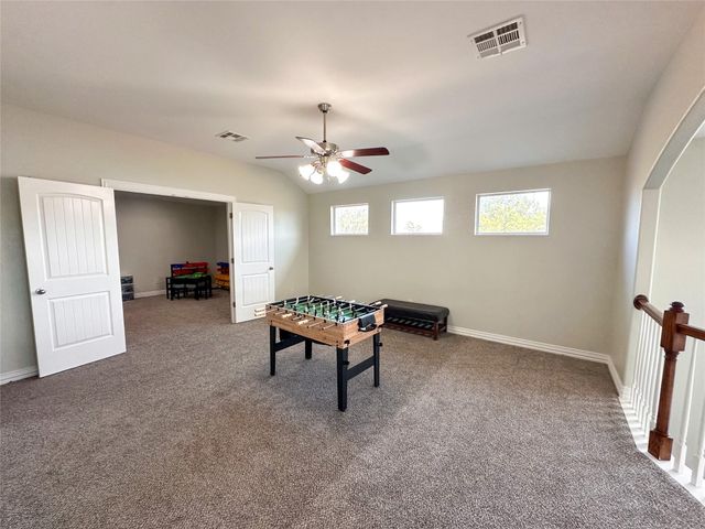 237 Cardinal DR, Bastrop, TX 78659