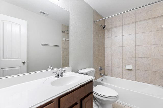 237 Cardinal DR, Bastrop, TX 78659