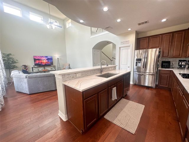 237 Cardinal DR, Bastrop, TX 78659