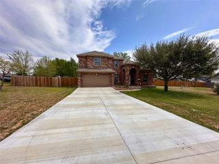 237 Cardinal DR, Bastrop, TX 78659