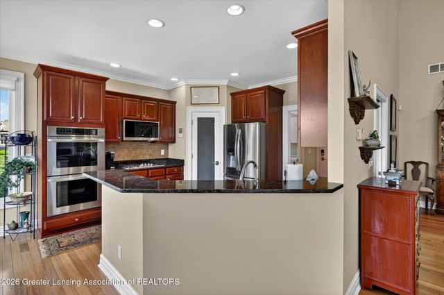 613 Ibis Circle, East Lansing, MI 48823