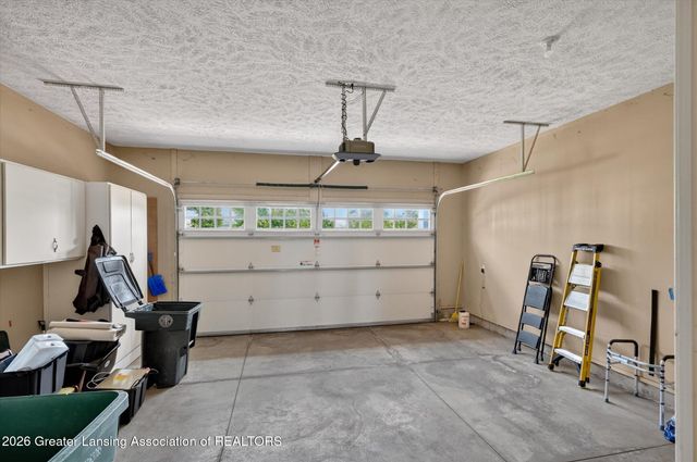 613 Ibis Circle, East Lansing, MI 48823