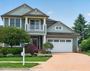 613 Ibis Circle, East Lansing, MI 48823