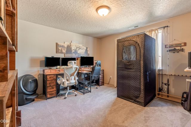 16400 Cassidy Court, La Pine, OR 97739