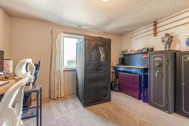 16400 Cassidy Court, La Pine, OR 97739