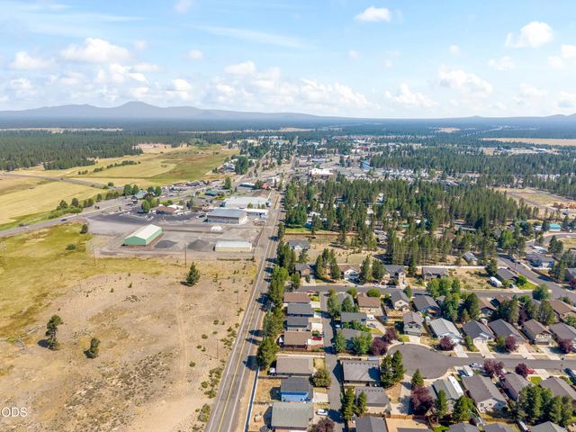 16400 Cassidy Court, La Pine, OR 97739