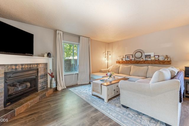 16400 Cassidy Court, La Pine, OR 97739