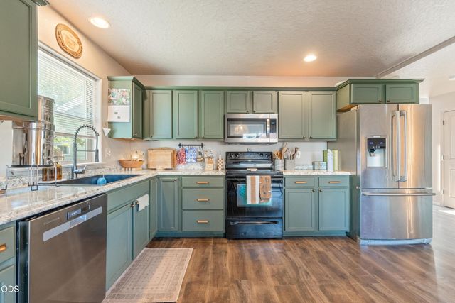 16400 Cassidy Court, La Pine, OR 97739