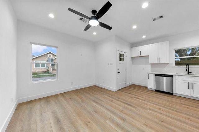 2805 Nettleton Street, Houston, TX 77004