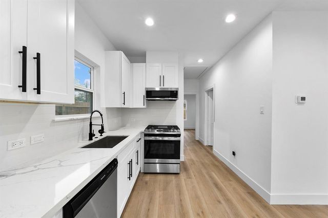 2805 Nettleton Street, Houston, TX 77004
