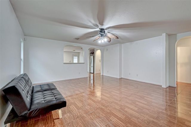 7211 Sherman Ridge Lane, Houston, TX 77083