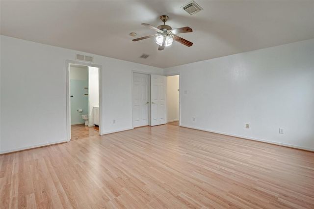 7211 Sherman Ridge Lane, Houston, TX 77083