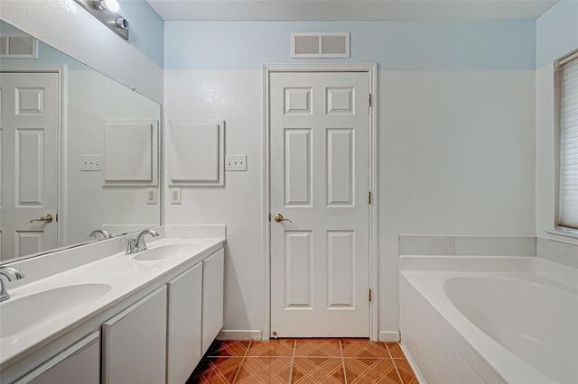 7211 Sherman Ridge Lane, Houston, TX 77083