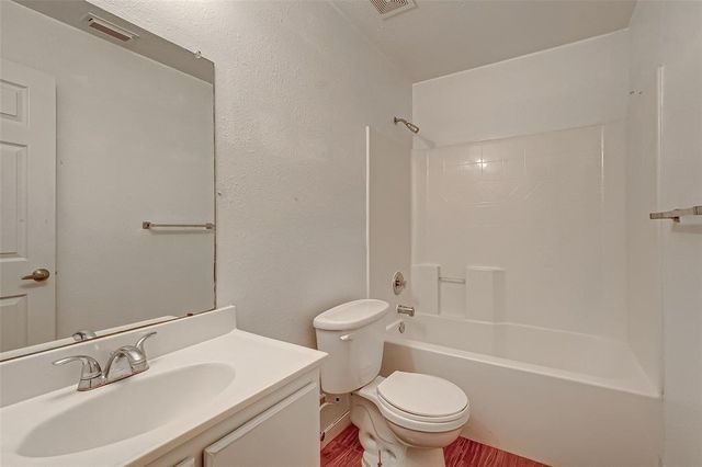 7211 Sherman Ridge Lane, Houston, TX 77083