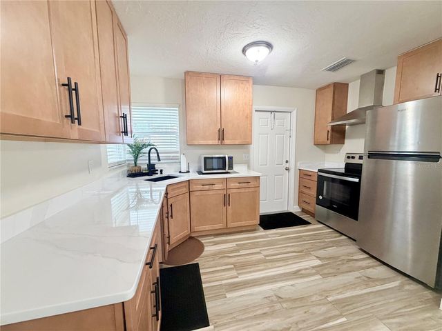 1650 HASTINGS DRIVE, Deltona, FL 32725