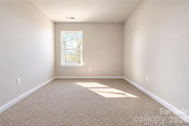 5921 Wallace Avenue, Charlotte, NC 28227