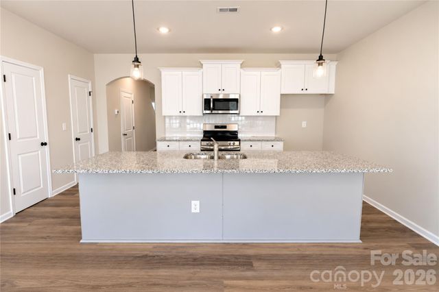 5921 Wallace Avenue, Charlotte, NC 28227