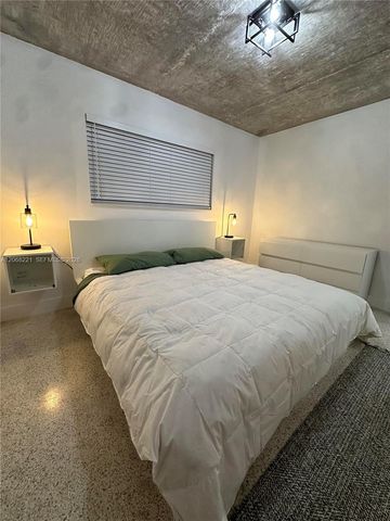 190 NW 69th Street 6, Miami, FL 33150