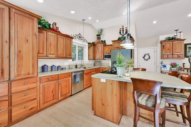 2775 S 725 W, Perry, UT 84302